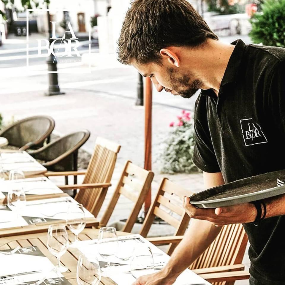 Labor Kvartely Hotel Tokaj Ngoại thất bức ảnh