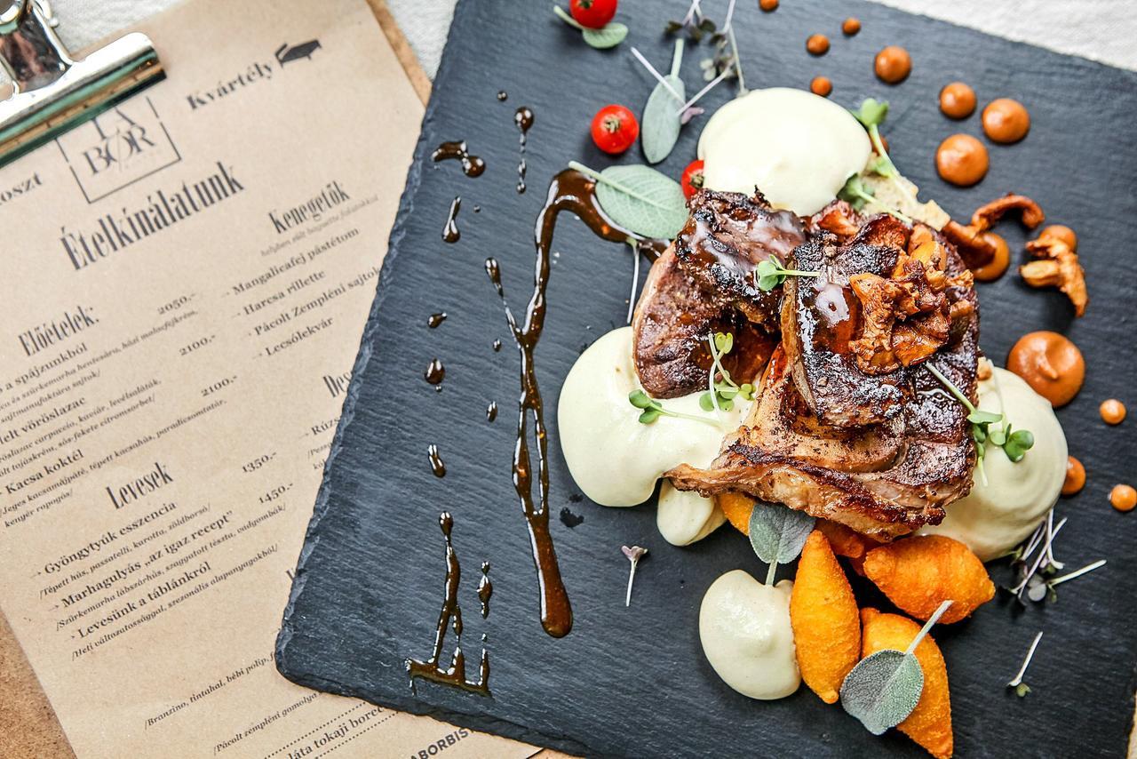 Labor Kvartely Hotel Tokaj Ngoại thất bức ảnh